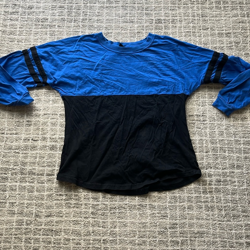 Long sleeve football style cotton tee, color block, medium